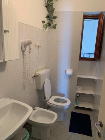 La Marina Tower Apartment With Private Sea View Terrace Vernazza Buitenkant foto
