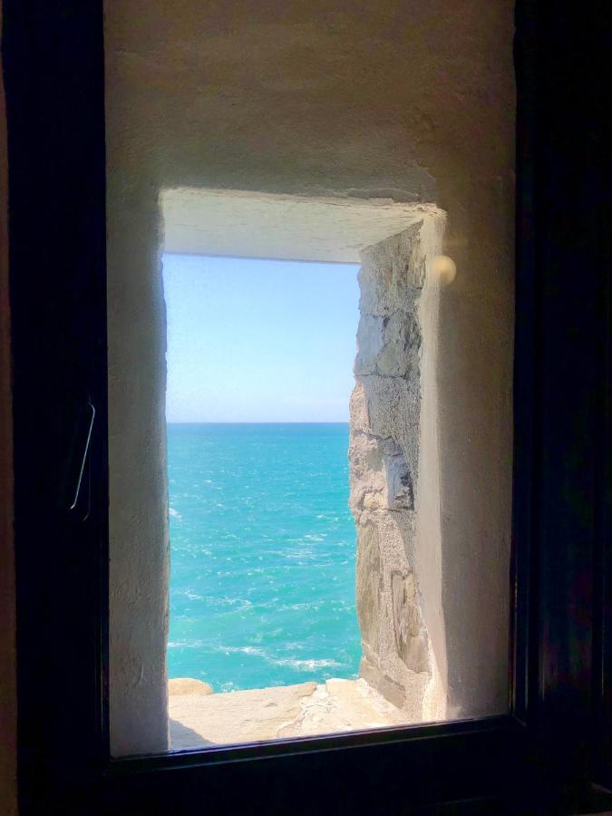 La Marina Tower Apartment With Private Sea View Terrace Vernazza Buitenkant foto